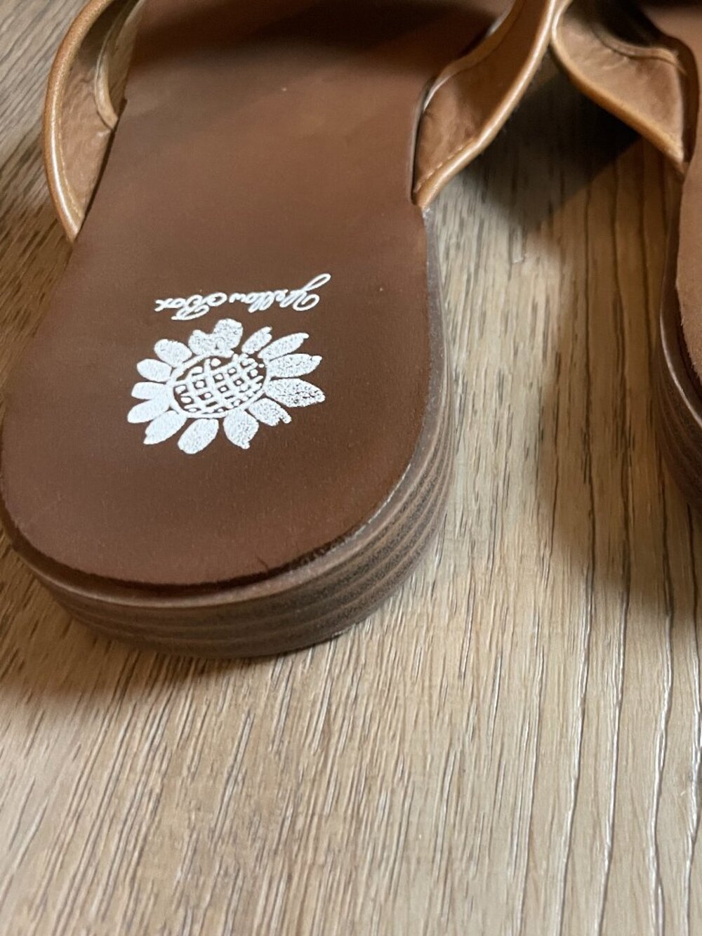 Yellow Box Women's Animal Print Leopard Flop Flops Thong Sandals 9.5 - Picture 10 of 10